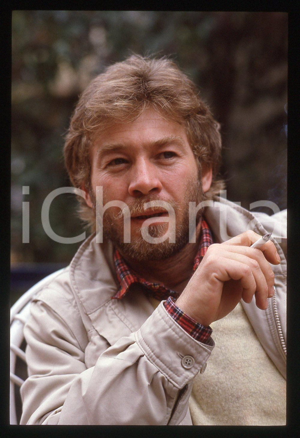35mm vintage slide* 1985ca ITALIA CINEMA Christian FREMONT fuma una sigaretta *4