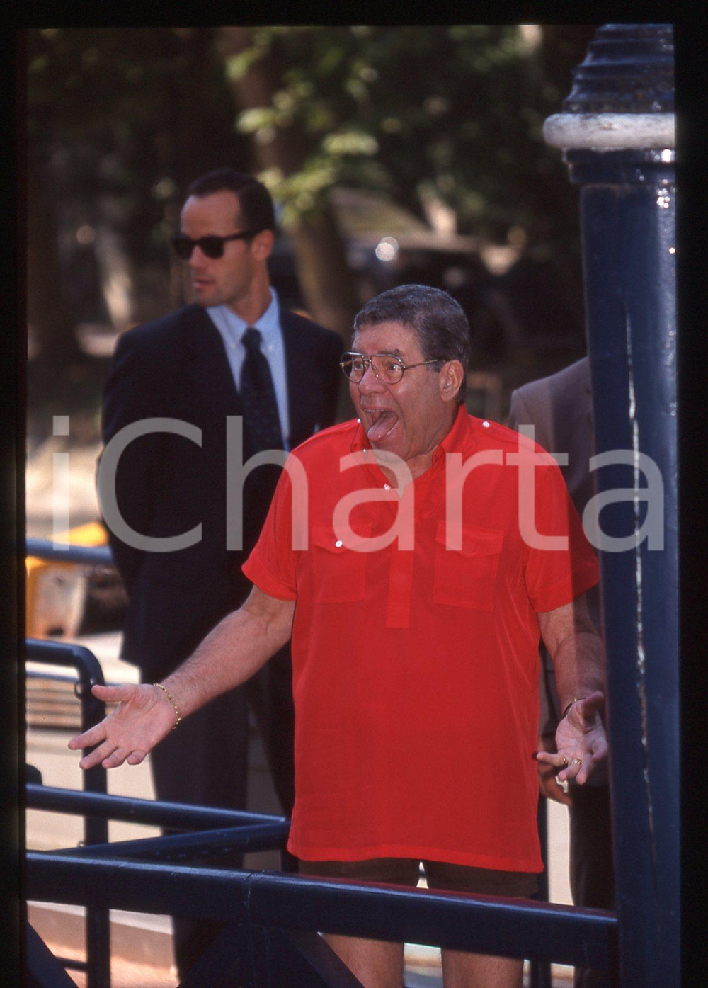 35mm vintage slide* 1999 FESTIVAL VENEZIA Jerry LEWIS scherza con i fotografi *5