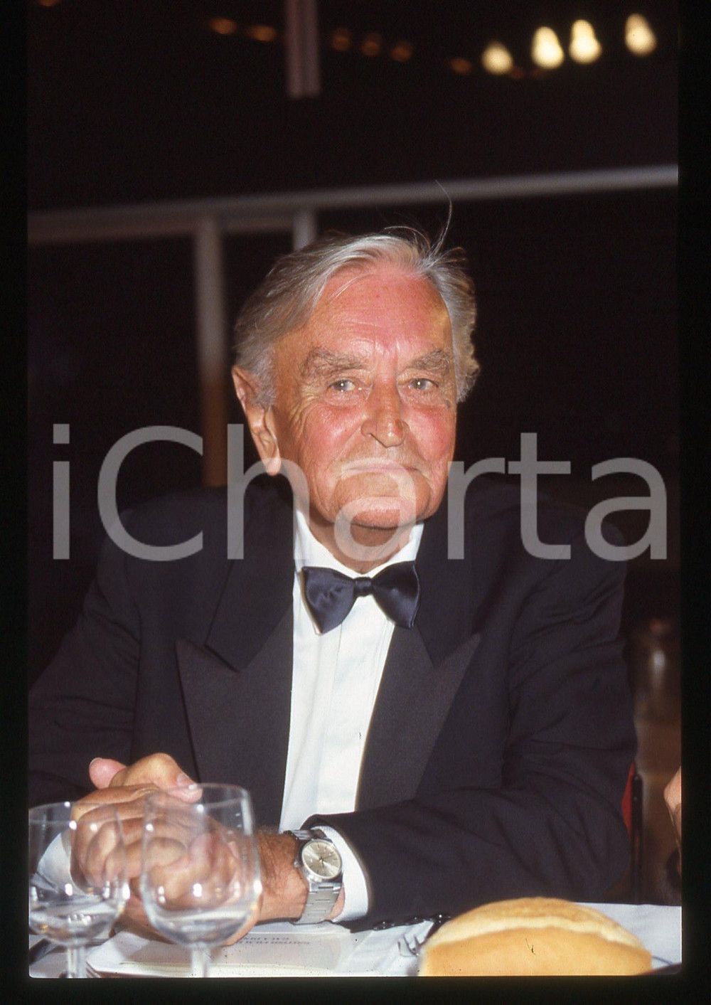 35mm vintage slide* 1989 Festival di CANNES David LEAN ad una cena di gala (2)