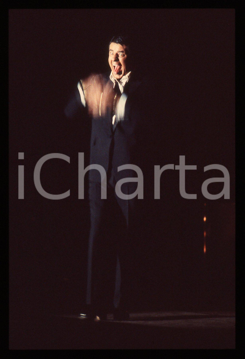 35mm vintage slide* 1990ca MILANO (?) Jerry LEWIS ritratto sul palcoscenico (7)