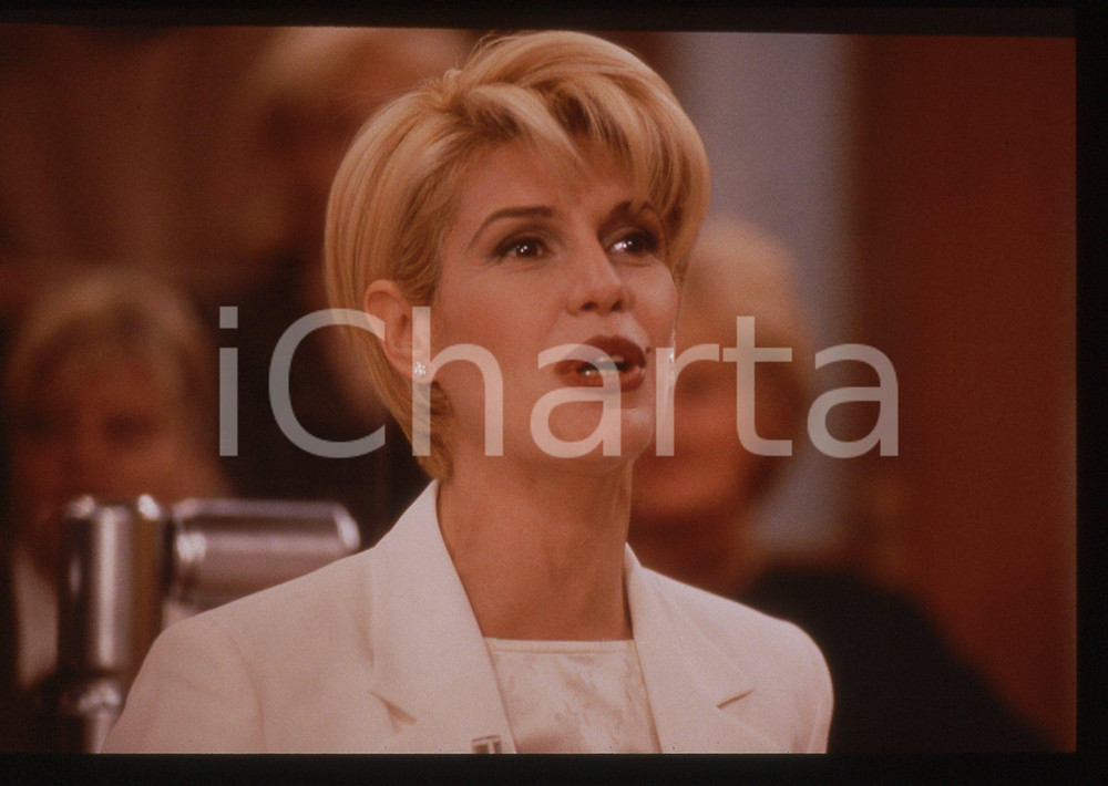 35mm vintage slide* 1998 CANALE 5 Maria Teresa RUTA  conduce VIVERE BENE (2)