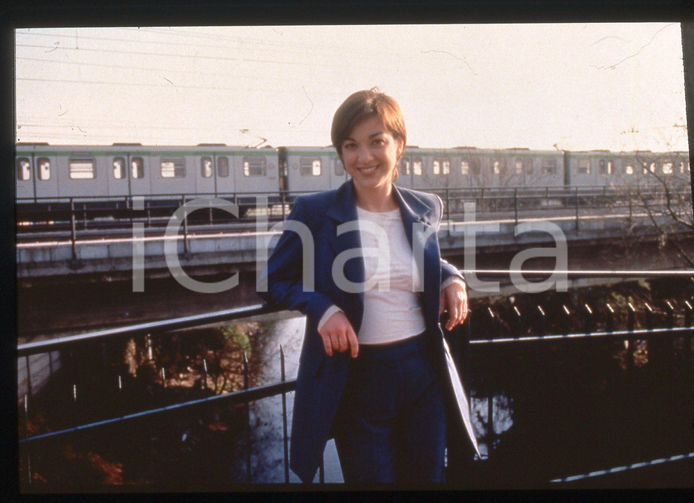 35mm vintage slide* 1998 MILANO Daria BIGNARDI Conduttrice di TEMPI MODERNI