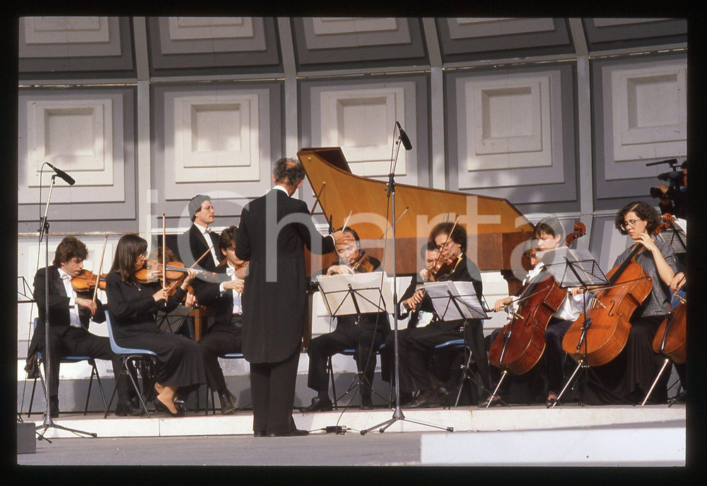 35mm vintage slide* 1990ca MUSICA Claudio SCIMONE Orchestra I SOLISTI VENETI *16