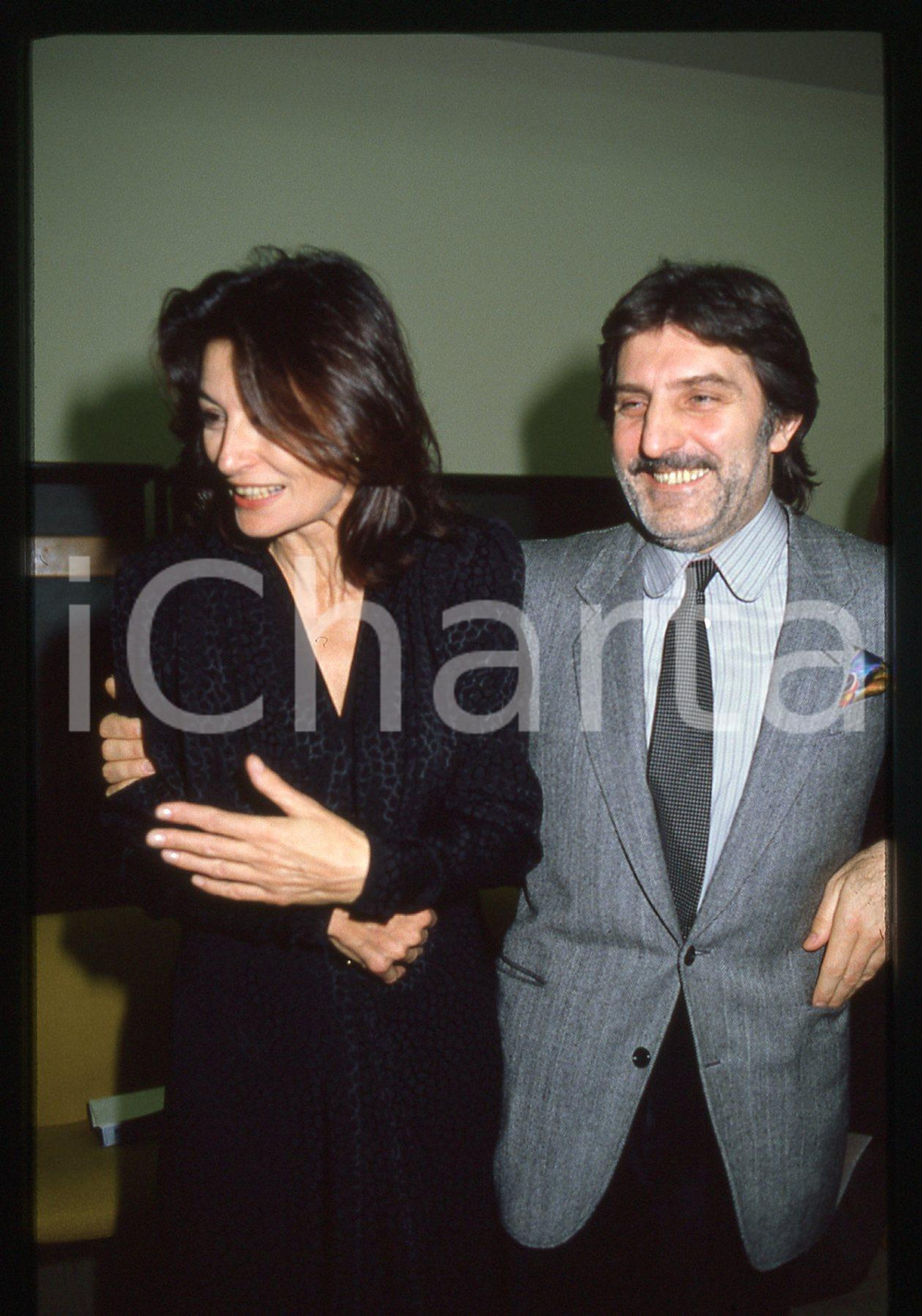 35mm vintage slide* 1983 RAI 2 Emanuel UNGARO Anouk AIMEE al programma BLITZ *2