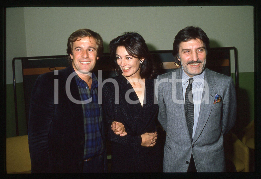 35mm vintage slide* 1983 RAI 2 BLITZ Giovanni MINOLI Emanuel UNGARO Anouk AIMEE