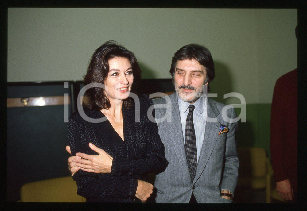 35mm vintage slide* 1983 RAI 2 Emanuel UNGARO Anouk AIMEE al programma BLITZ *14