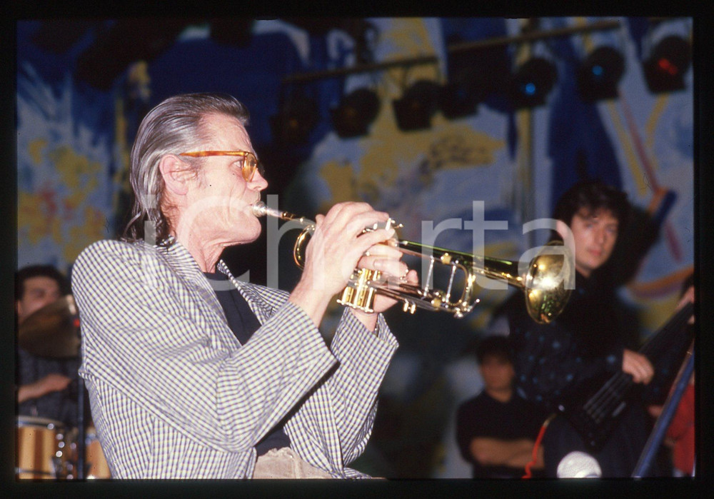 35mm vintage slide* 1988 ROMA (?) Chet BAKER ritratto durante un concerto (5)