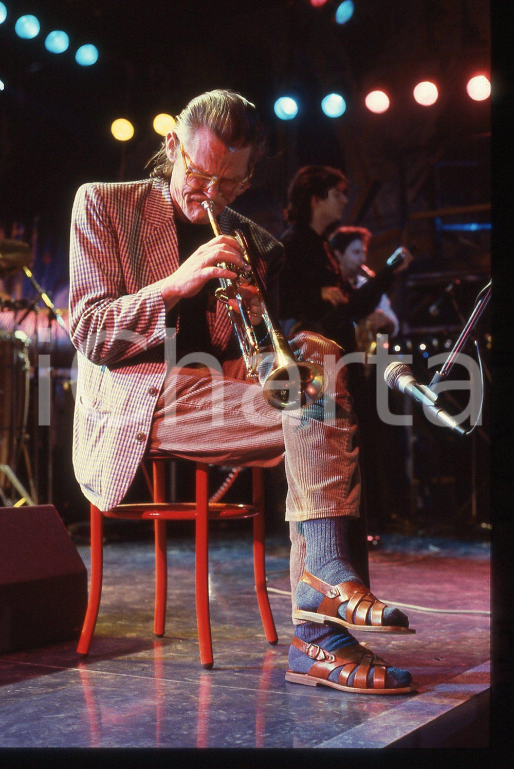 35mm vintage slide* 1988 ROMA (?) Chet BAKER ritratto durante un concerto (17)