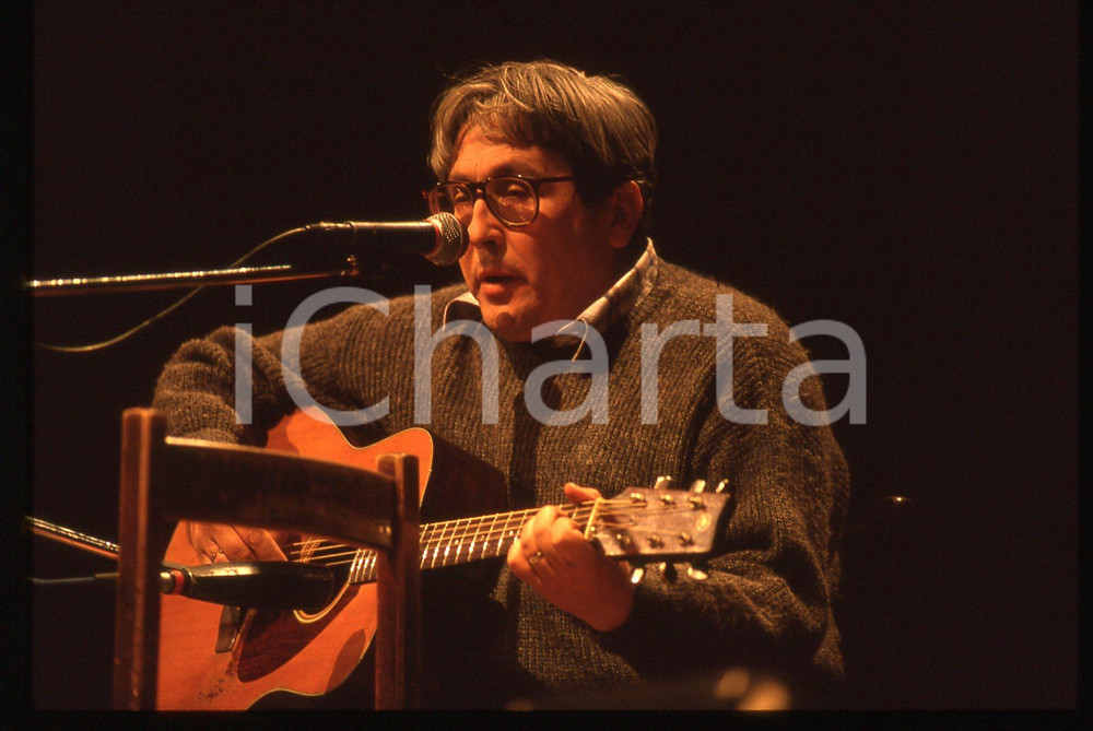 35mm vintage slide* 1990ca ITALIA MUSICA Ivan DELLA MEA durante un concerto (2)