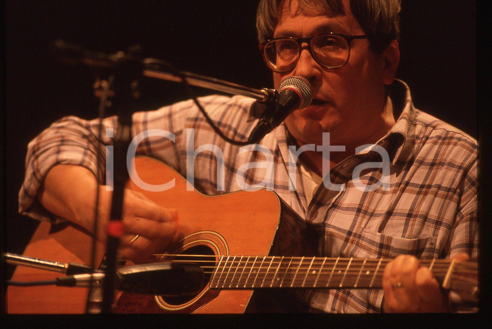35mm vintage slide* 1990ca ITALIA MUSICA Ivan DELLA MEA durante un concerto (4)