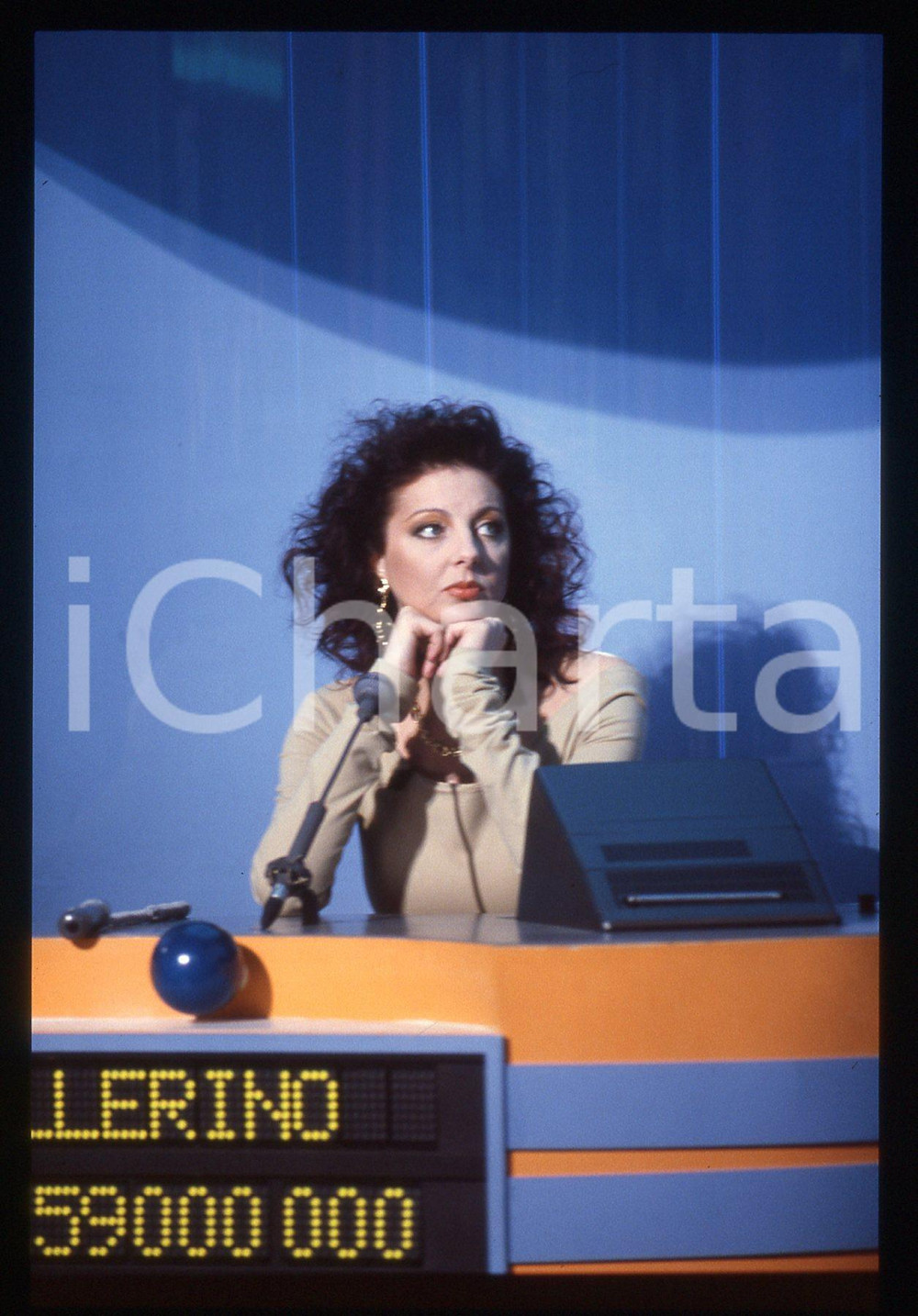 35mm vintage slide* 1991 CANALE 5 Pierangela VALLERINO concorrente a TELEMIKE *5