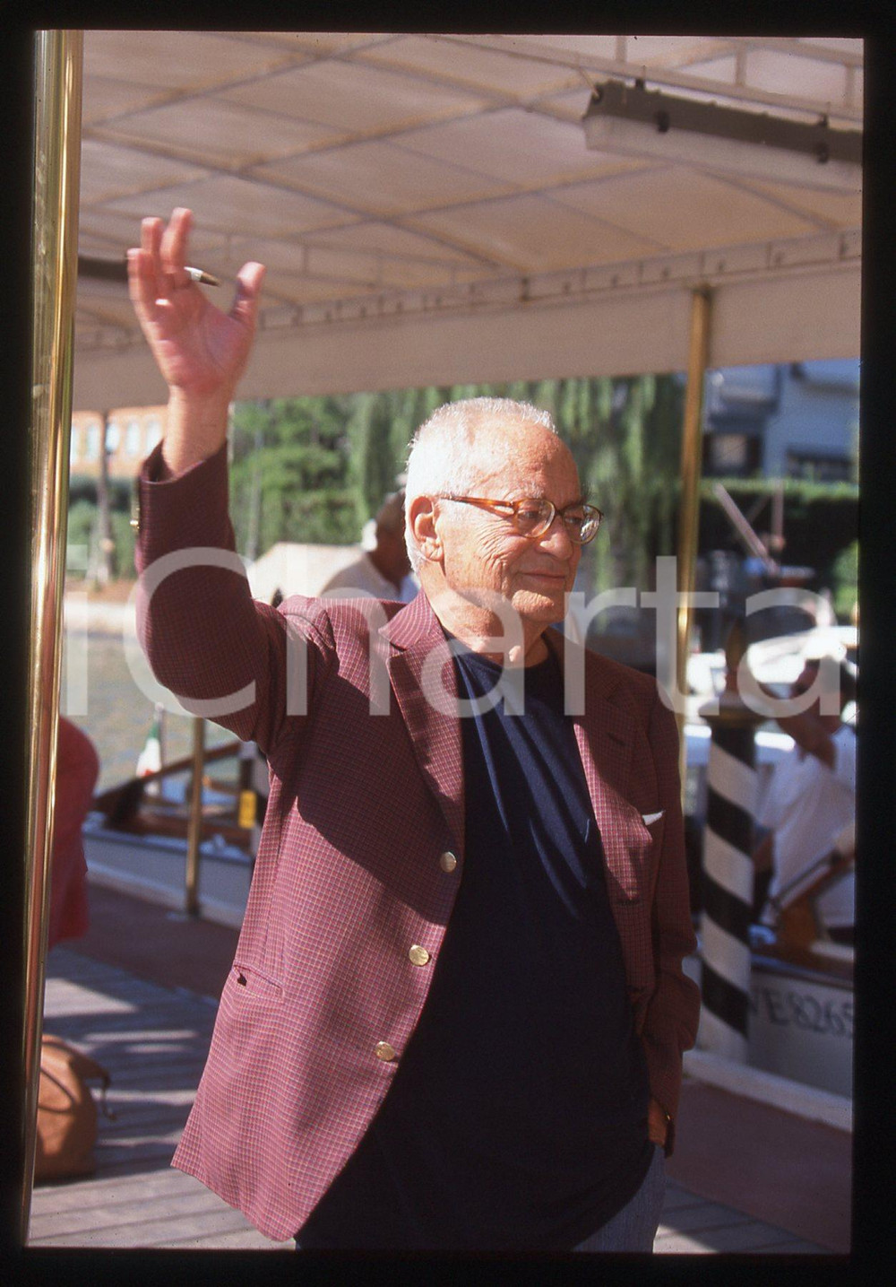 35mm vintage slide* 2000 VENEZIA Dino DE LAURENTIIS arriva al Festival 
