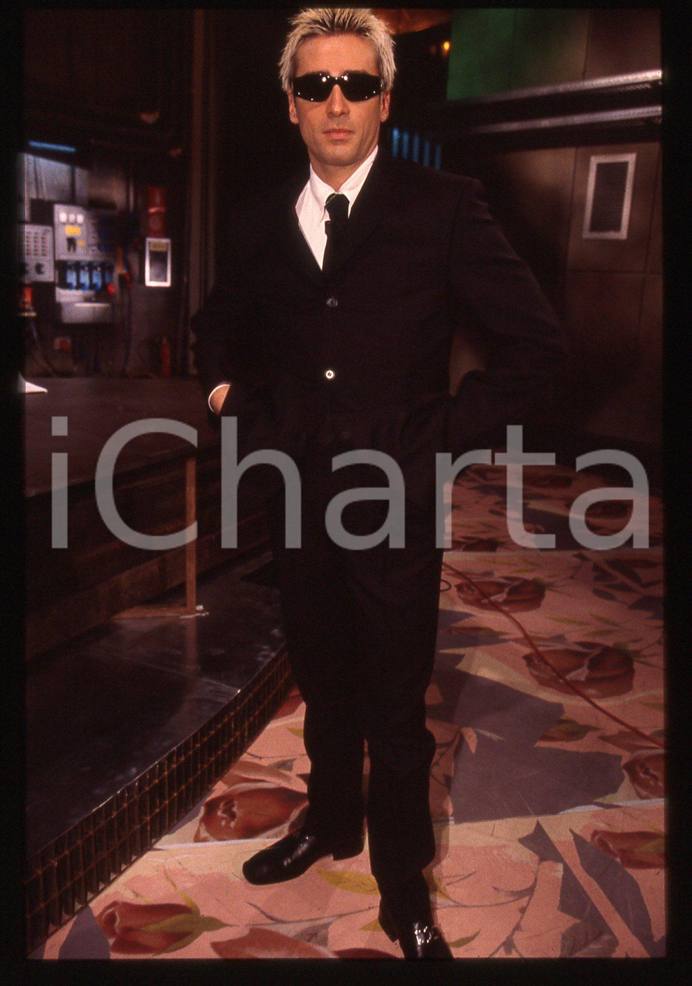 35mm vintage slide* 1998 ITALIA 1 Andrea PELLIZZARI durante programma LE IENE *4