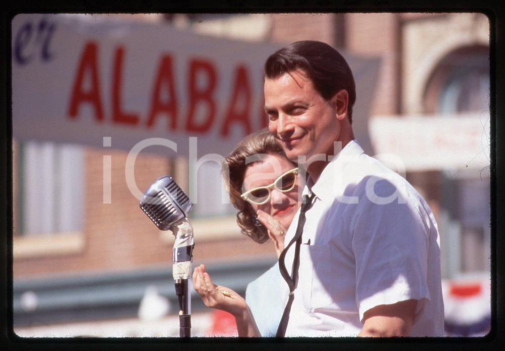35mm vintage slide* 1997 GEORGE WALLACE Gary SINISE in una scena del film tv