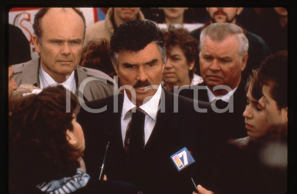 35mm vintage slide* 1996 CITIZEN RUTH Burt REYNOLDS in una scena del film