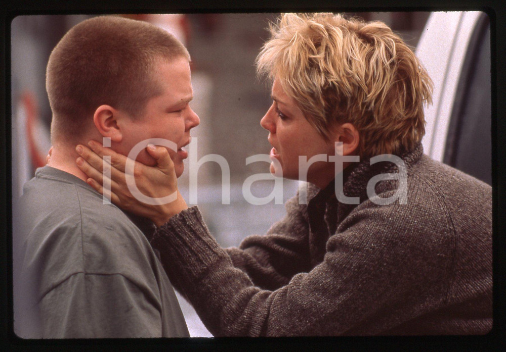 35mm vintage slide* 1998 THE MIGHTY Elden HENSON e Sharon STONE in una scena