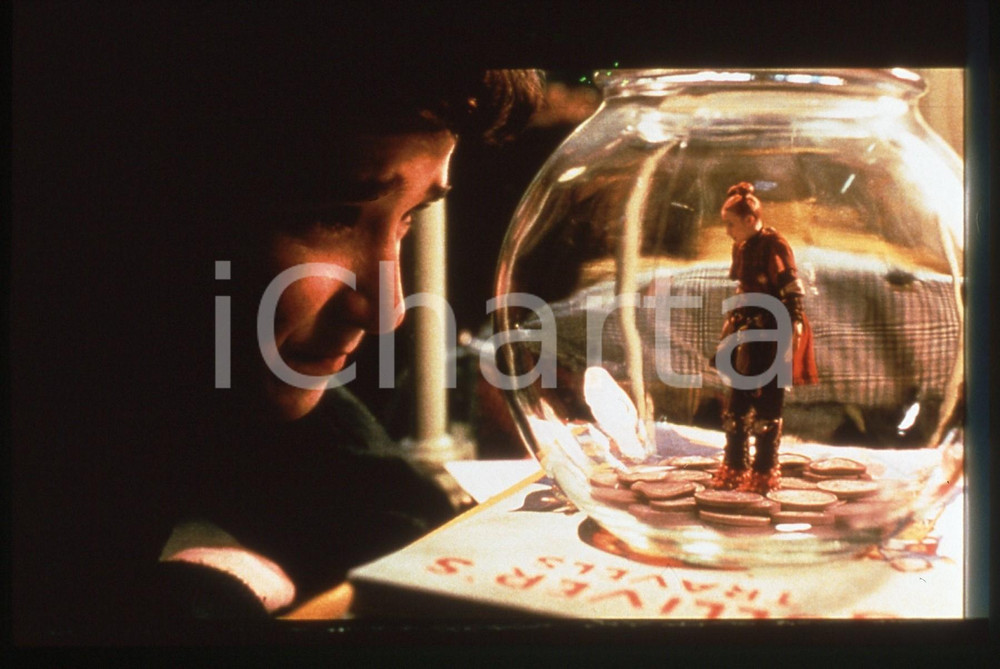 35mm vintage slide* 1997 THE BORROWERS Bradley PIERCE e Flora NEWBIGIN - Scena