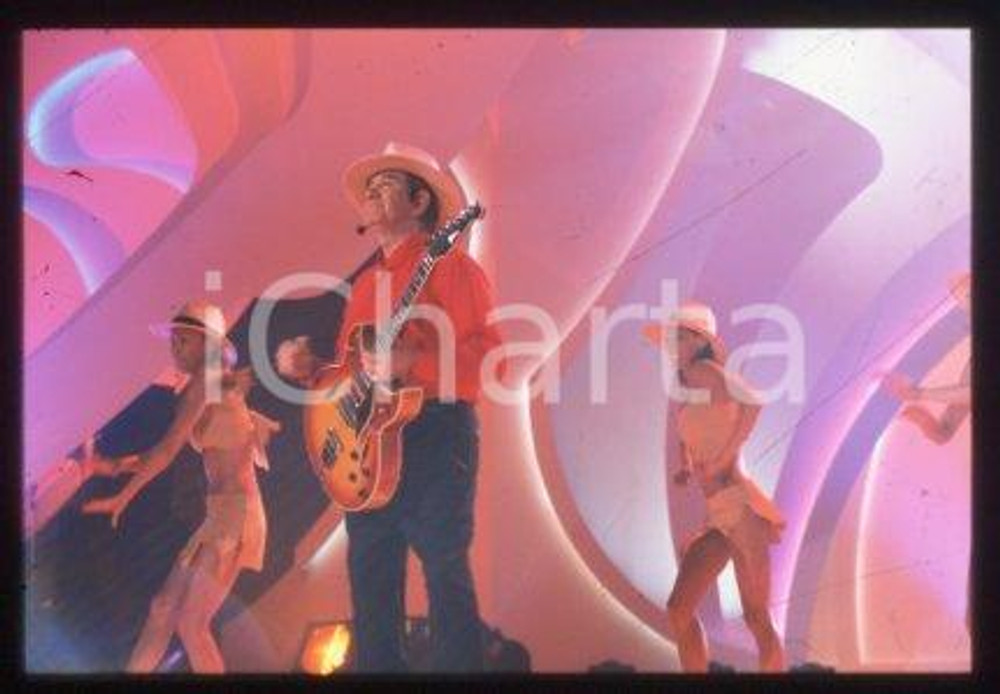 Trini LOPEZ - TV SHOW ITALY American singer 1999 ca * 35 mm vintage slide 2