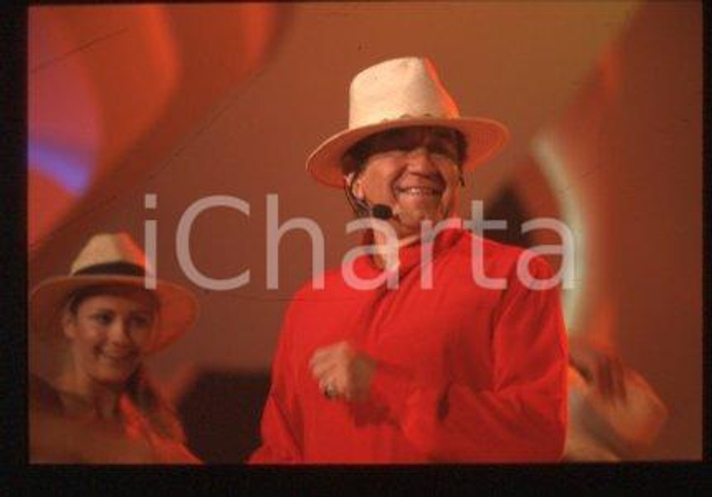 Trini LOPEZ - TV SHOW ITALY American singer 1999 ca * 35 mm vintage slide 12