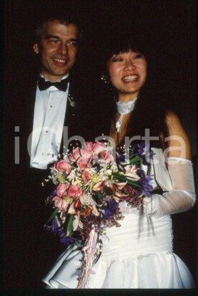 May PANG & producer Tony VISCONTI NEW YORK Wedding 1989 * 35 mm vintage slide 1