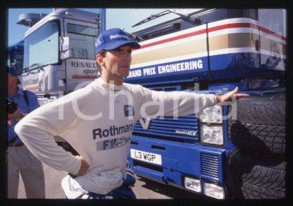 Damon HILL F1 ROTHMANS-RENAULT Racing driver 1996 ca * 35 mm vintage slide 34