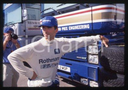 Damon HILL F1 ROTHMANS-RENAULT Racing driver 1996 ca * 35 mm vintage slide 35