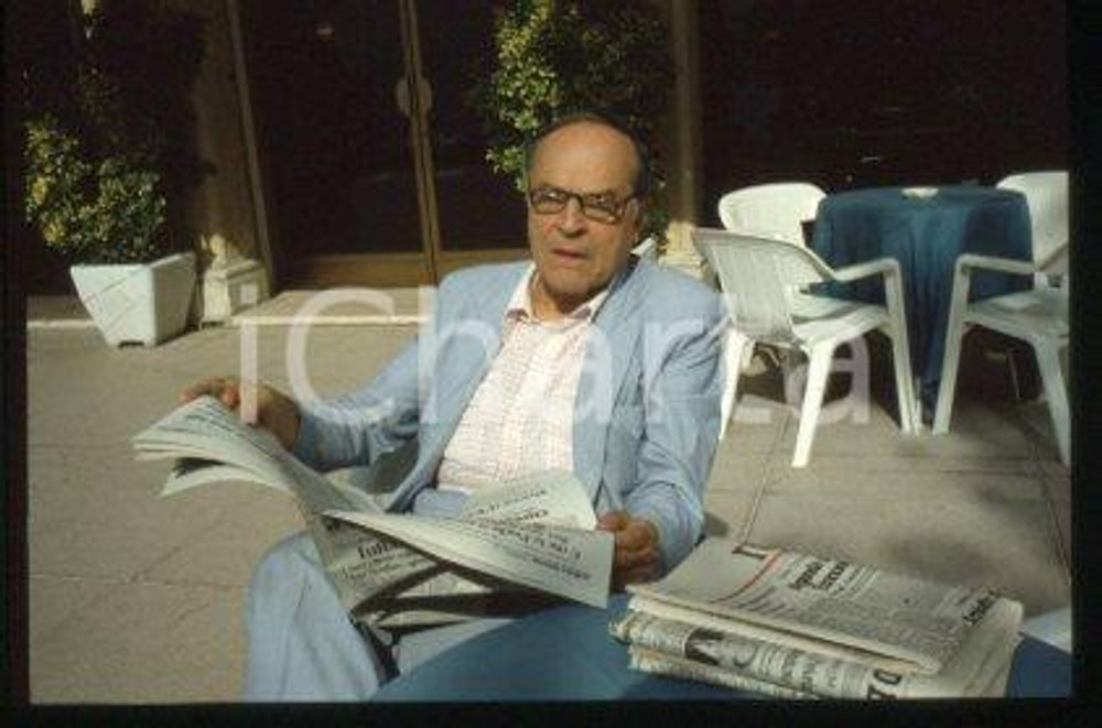 Antonello TROMBADORI - VENICE Reads "THE REPUBLIC" 1986 * 35 mm vintage slide 8