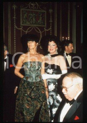 Ali MacGRAW NEW YORK Waldorf Hotel Friars Club Roast 1989 *35mm vintage slide 13