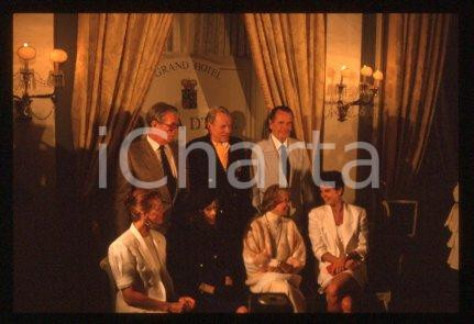 Ali MacGRAW June ALLYSON - CERNOBBIO Villa d'Este 1988 * 35 mm vintage slide 19