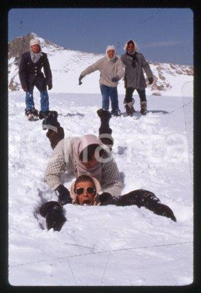 David CUBITT - CINEMA survival drama film "ALIVE" 1993 * 35 mm vintage slide 3