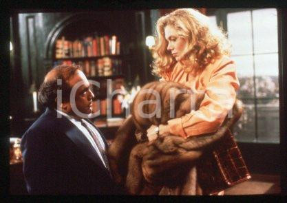 Kathleen TURNER - CINEMA "THE WAR OF THE ROSES" 1989 * 35 mm vintage slide 1