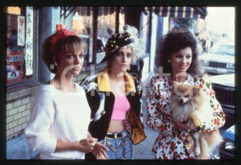 Fran DRESCHER & Pamela REED - CINEMA "CADILLAC MAN" 1990 * 35 mm vintage slide 1
