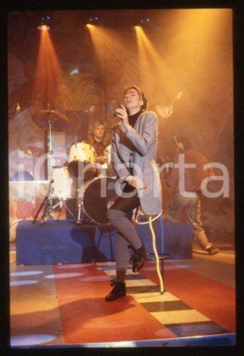 SANDRA Ann LAUER - MUSIC Pop singer Performance 1988 ca * 35 mm vintage slide 24