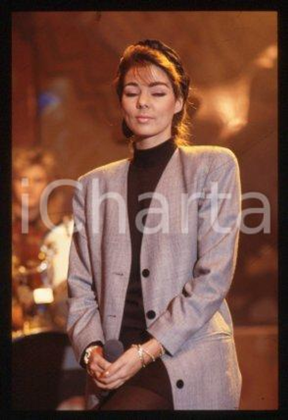 SANDRA Ann LAUER - MUSIC Pop singer Portrait 1988 ca * 35 mm vintage slide 38