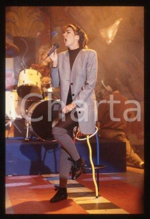 SANDRA Ann LAUER - MUSIC Pop singer Performance 1988 ca * 35 mm vintage slide 43