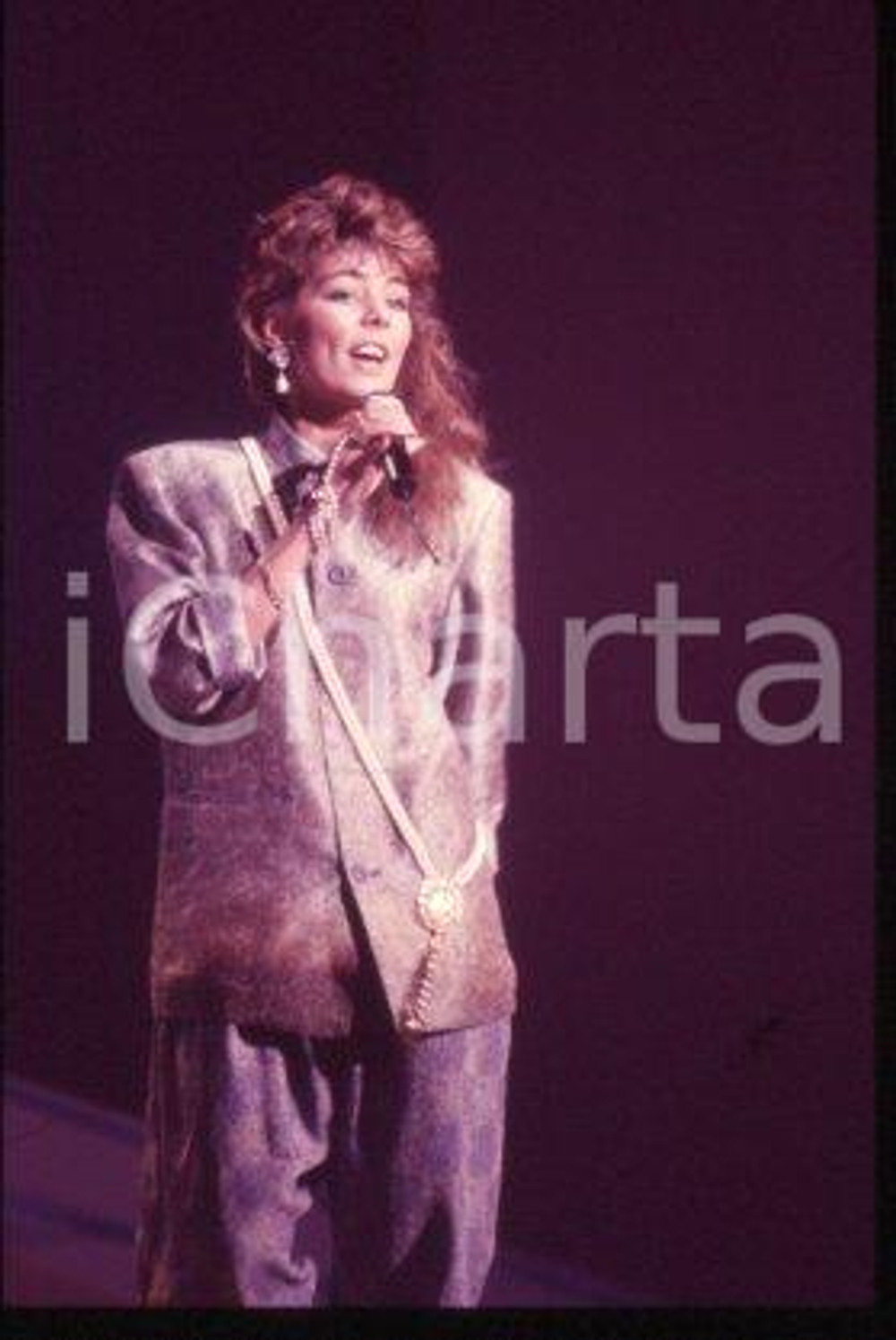 SANDRA Ann LAUER - MUSIC Pop singer on a stage 1986 * 35 mm vintage slide 72