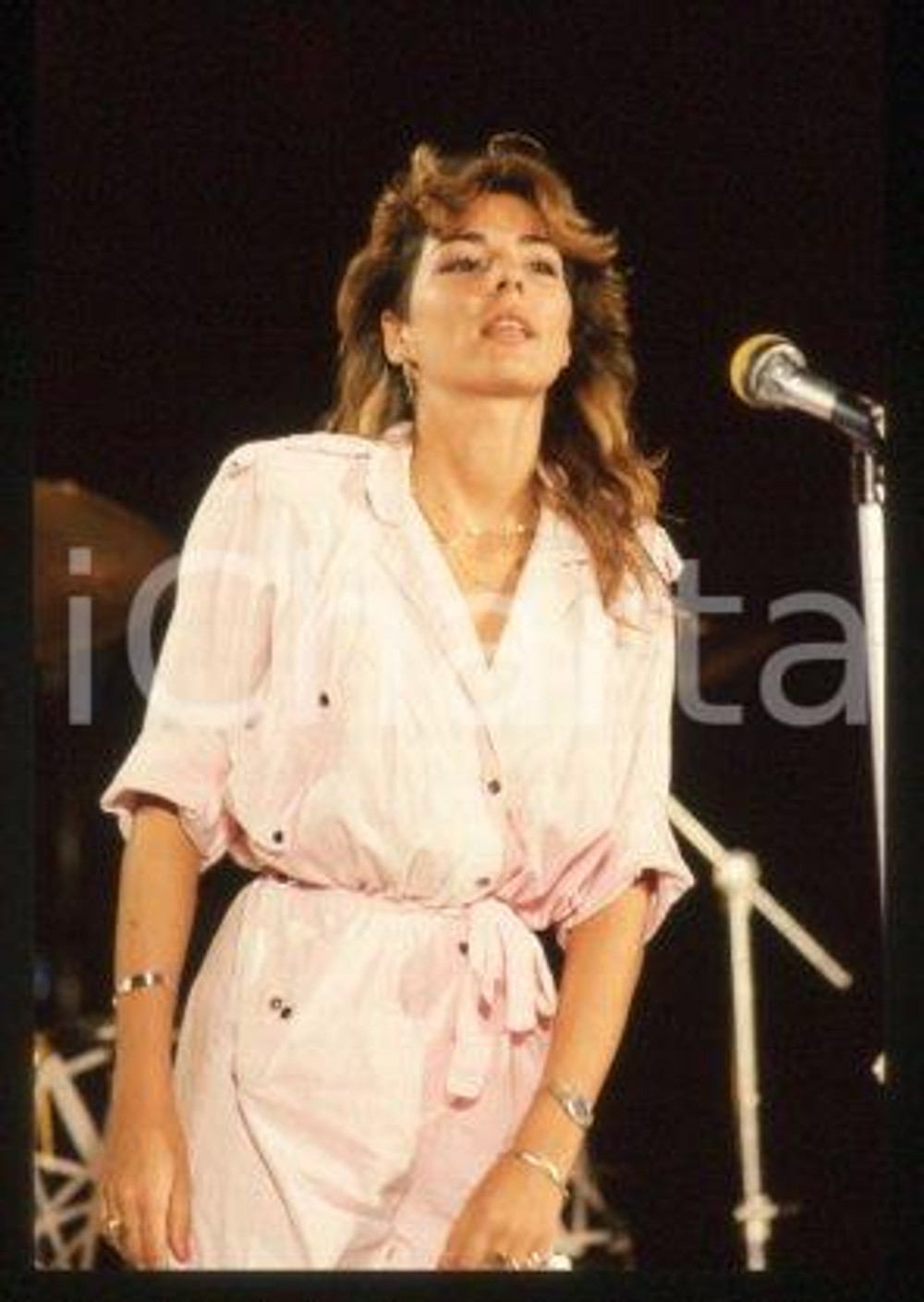 SANDRA Ann LAUER - MUSIC Pop singer Performance 1986 ca * 35 mm vintage slide 97