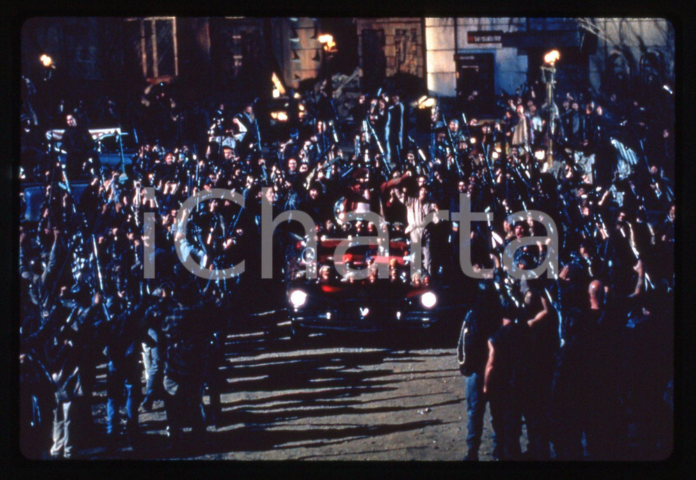 35mm vintage slide* 1996 ESCAPE FROM L.A. Scena dal film di John CARPENTER (2)