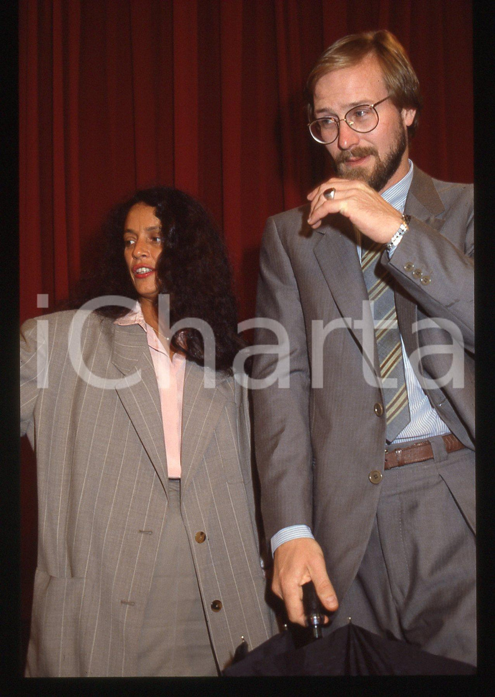 35mm vintage slide* 1985 Festival di CANNES William HURT e Sônia BRAGA *2