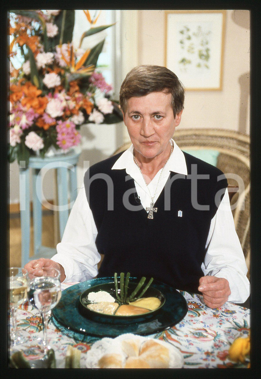 35mm vintage slide* 1990ca TMC Suor GERMANA ospite in A PRANZO CON WILMA  (5)