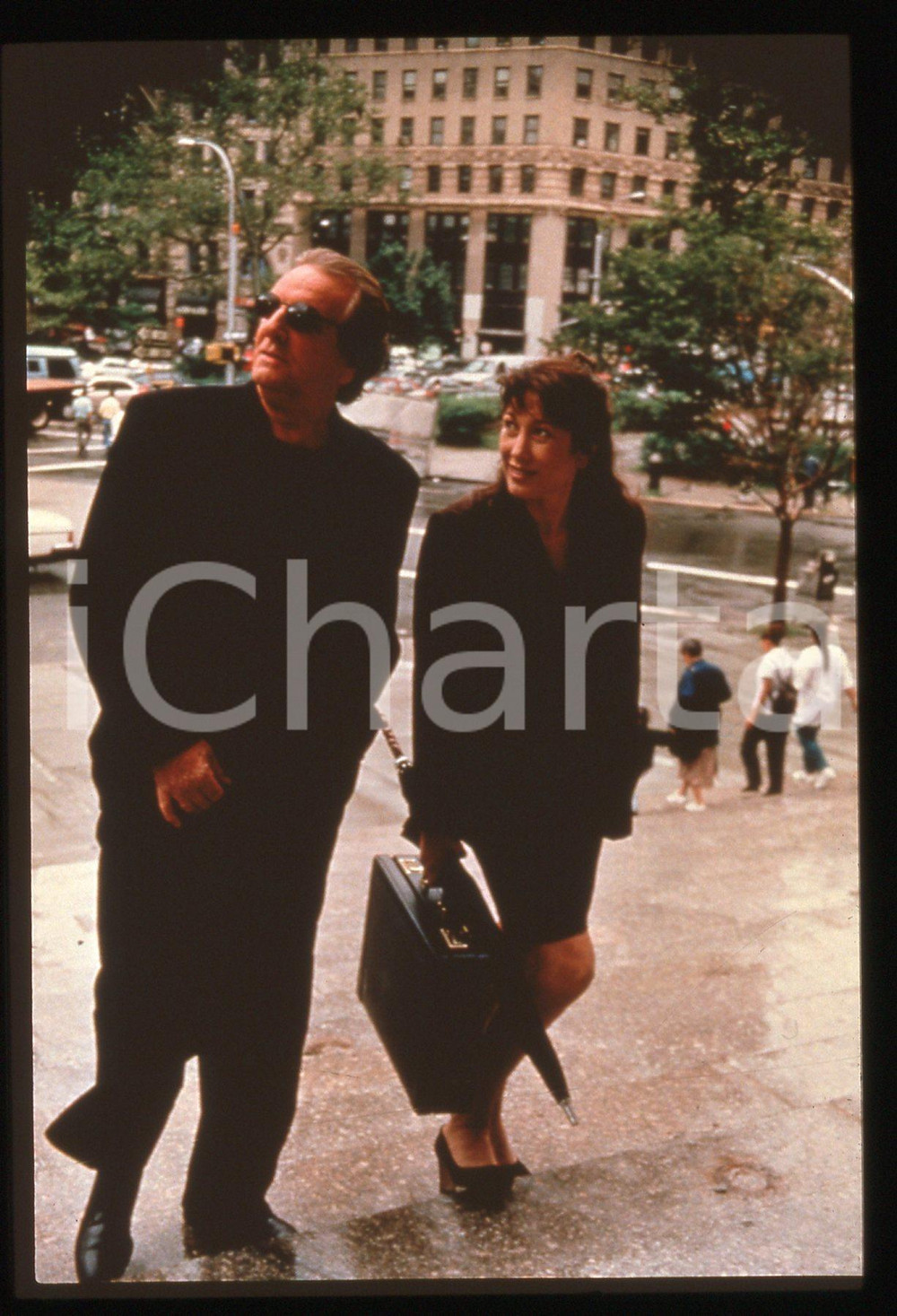 35mm vintage slide* 1997 DELLAVENTURA Danny AIELLO in una scena della serie tv 7