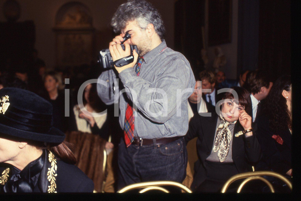 35mm vintage slide* 1990ca COSTUME Patrizio ROVERSI e Syusy BLADY a un evento 2