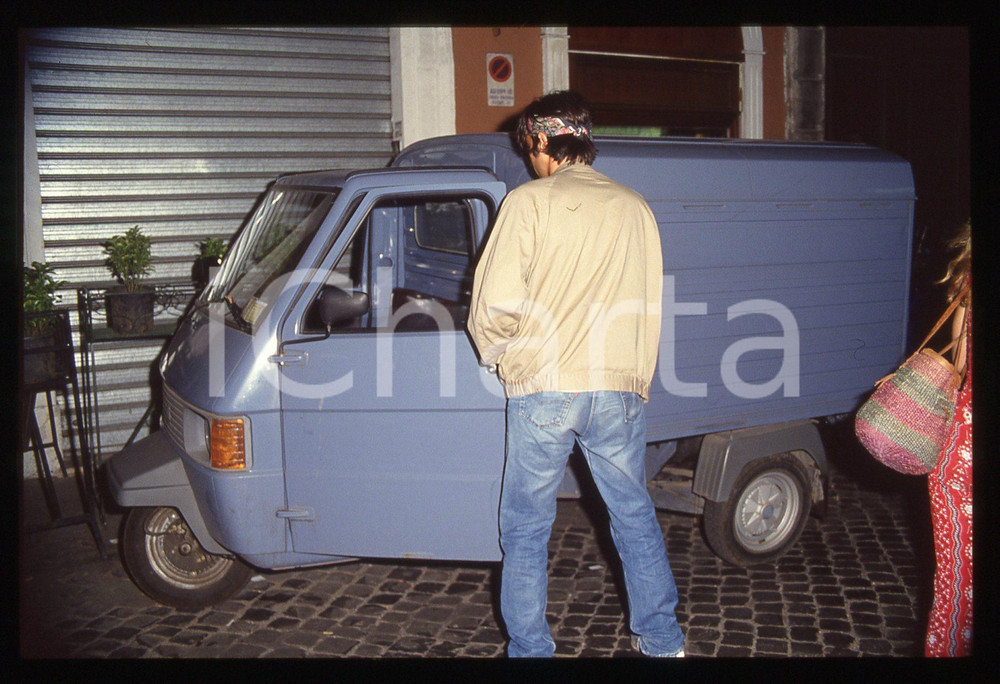 35mm vintage slide* 1990ca ROMA Marcello MODUGNO sale su APE 500 PIAGGIO