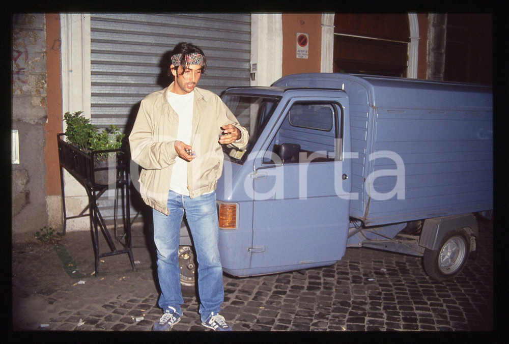 35mm vintage slide* 1990ca ROMA Marcello MODUGNO Ritratto con APE 500 PIAGGIO