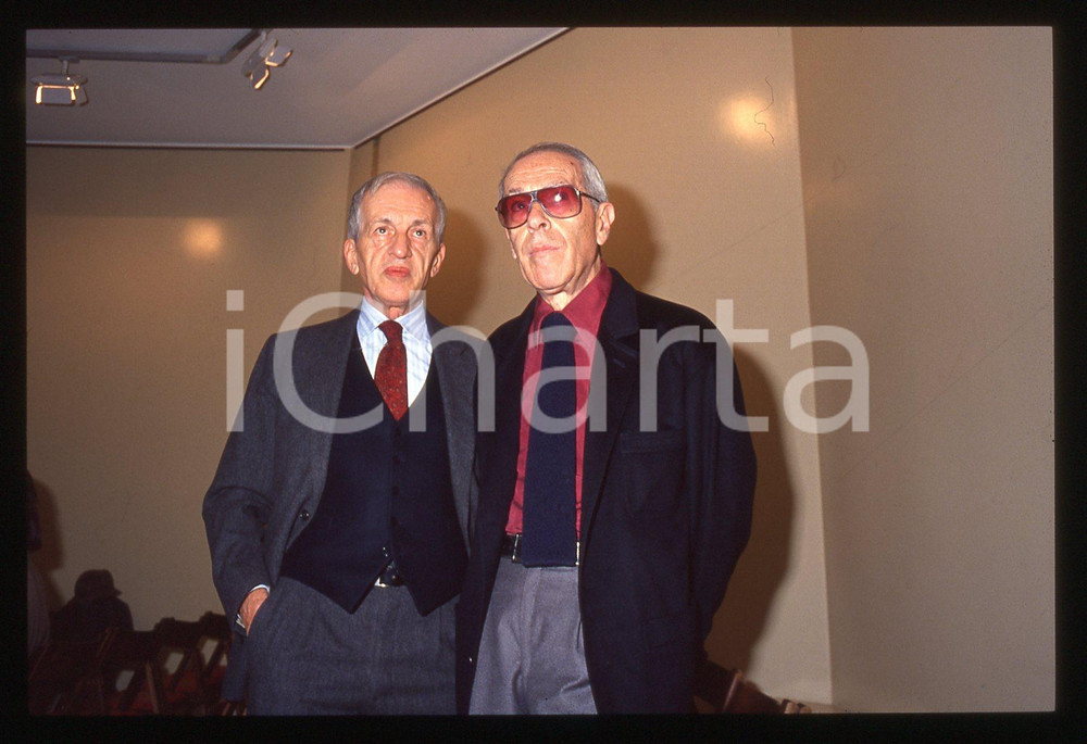 35mm vintage slide* 1990ca COSTUME Carlo FRUTTERO e Franco LUCENTINI Ritratto *2