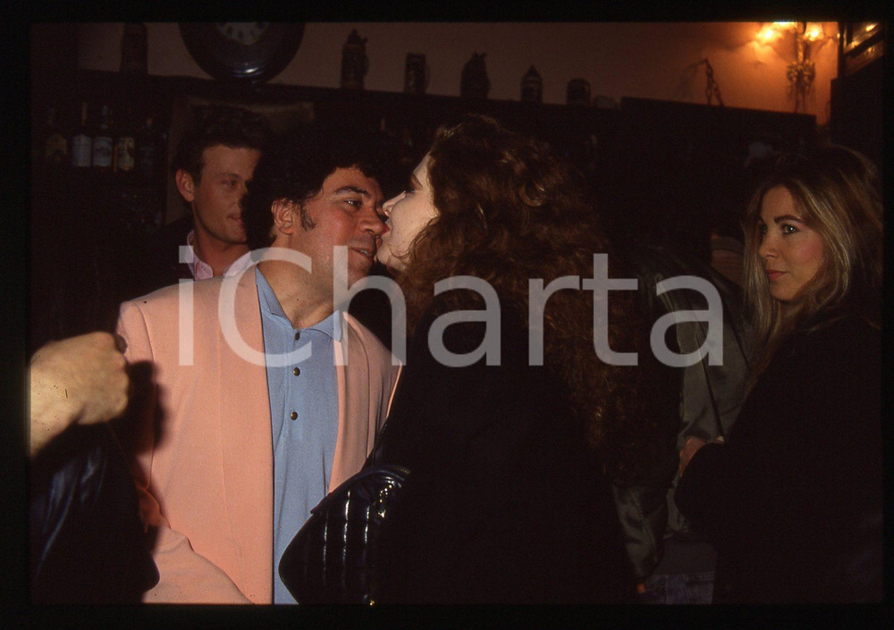 35mm vintage slide* 1990ca ROMA Pedro ALMODOVAR Francesca DELLERA in un locale 3