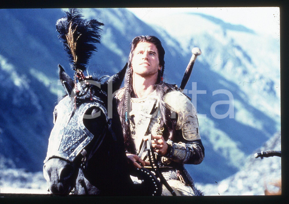 35mm vintage slide* 1988 WILLOW Val KILMER in una scena del film (2)