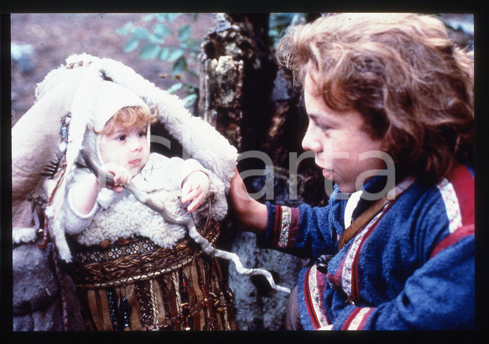 35mm vintage slide* 1988 WILLOW Warwick DAVIS e Kate GREENFIELD in una scena