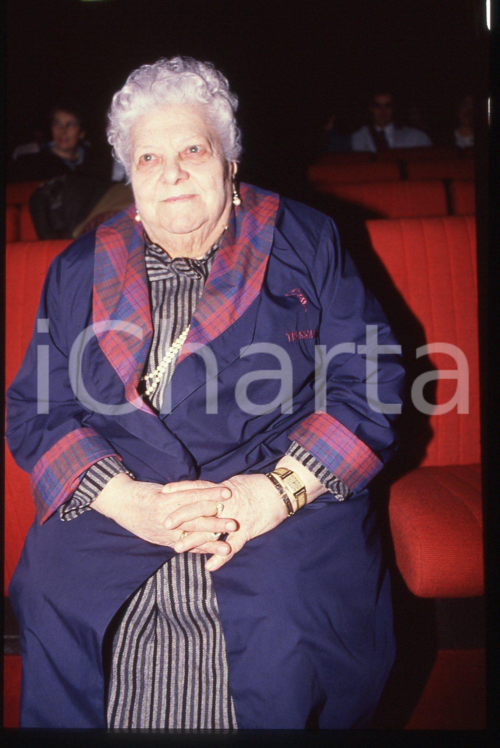Fotografia d epoca originale 35mm vintage slide 1985ca ITALIA COSTUME SORA LELLA Elena FABRIZI Ritratto 1