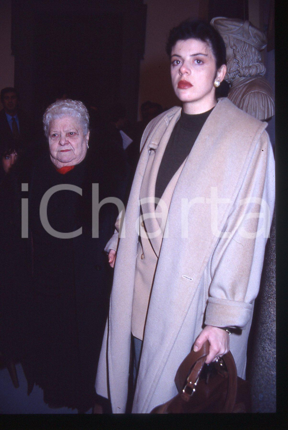 Fotografia d epoca originale 35mm vintage slide 1990ca COSTUME SORA LELLA Elena FABRIZI e Laura FABRIZI 1